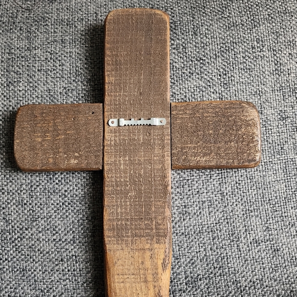 Beautiful Decorative Rustic Folk Art Cross Plaque Piece - Picture 8 of 8